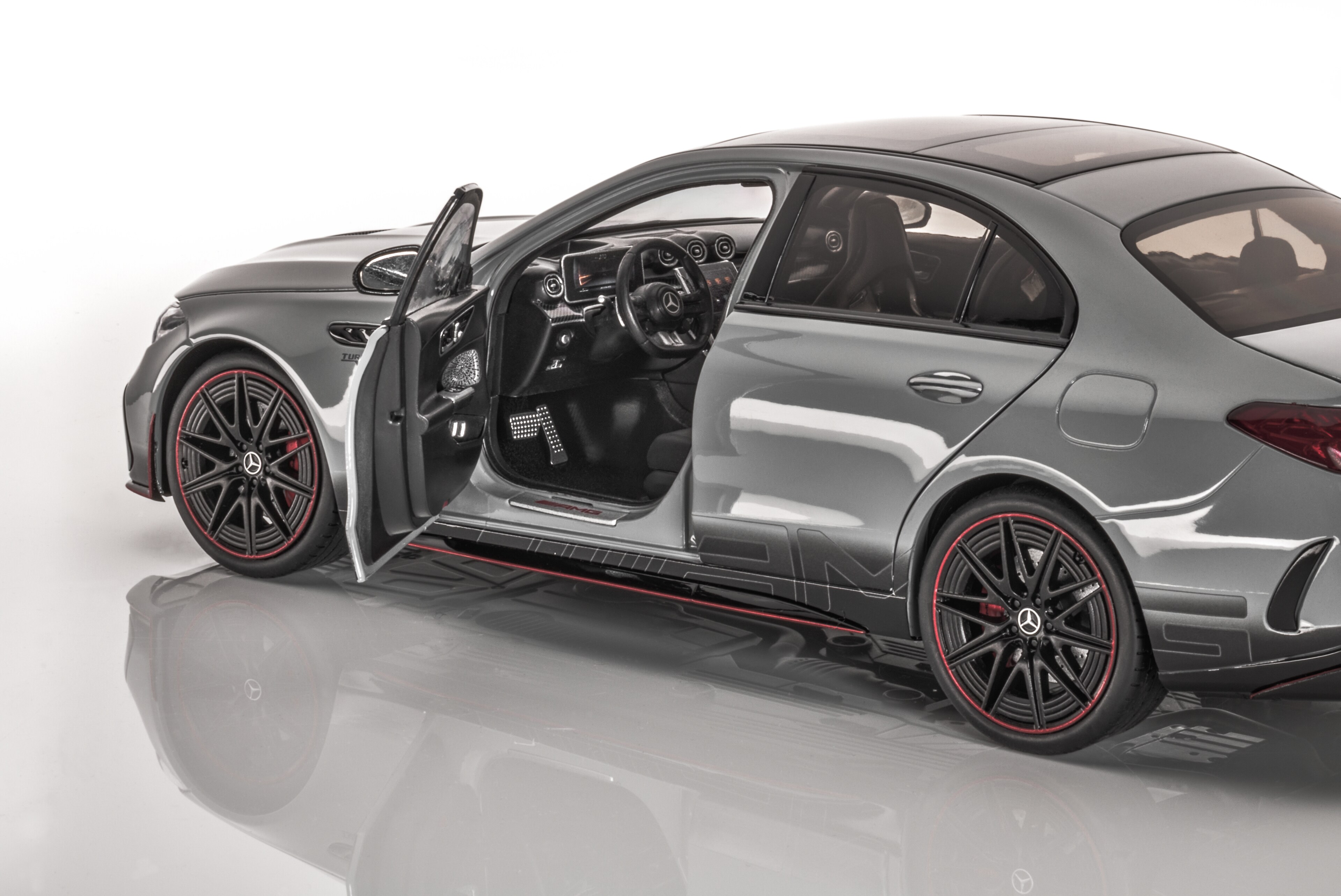 Mercedes-AMG C 63, W206 - MANUFAKTUR alpine grey non-metallic, NZG, 1:18