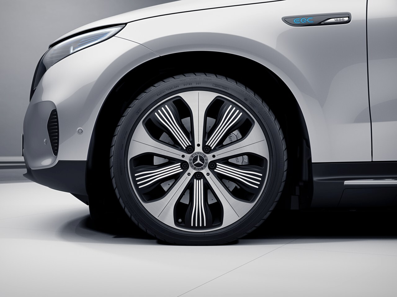 5-spoke wheel, with additional spokes, 50.8 cm (20-inch), High-sheen finish - 8,5 J x 20 ET 30, white, high-sheen